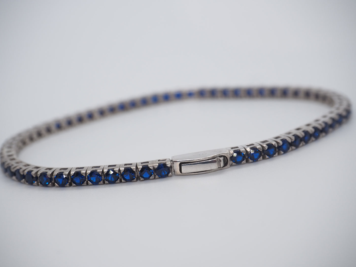 Bracciale tennis blu zaffiro