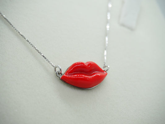 Collana labbra rosse
