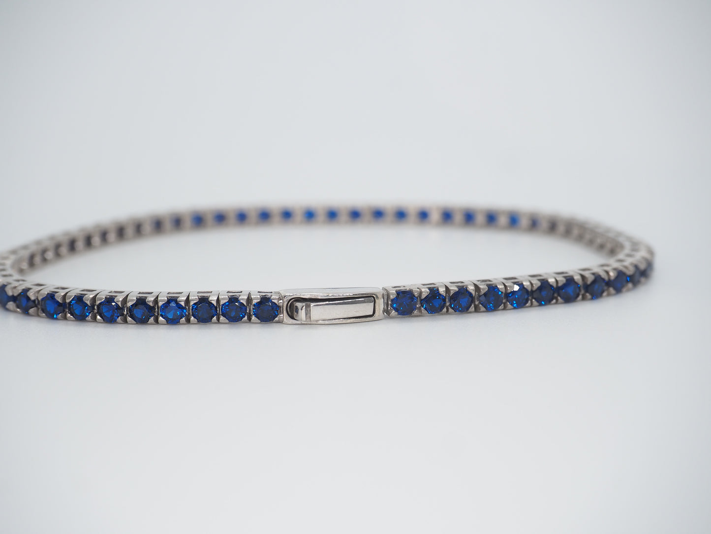 Bracciale tennis blu zaffiro
